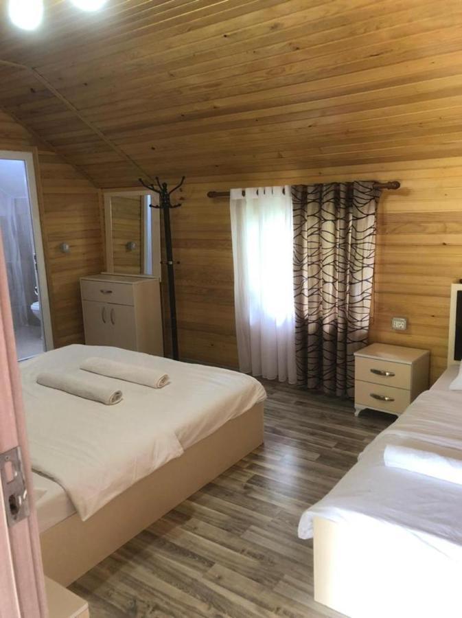 Bujtina Arturi Gjestgiverier Valbone