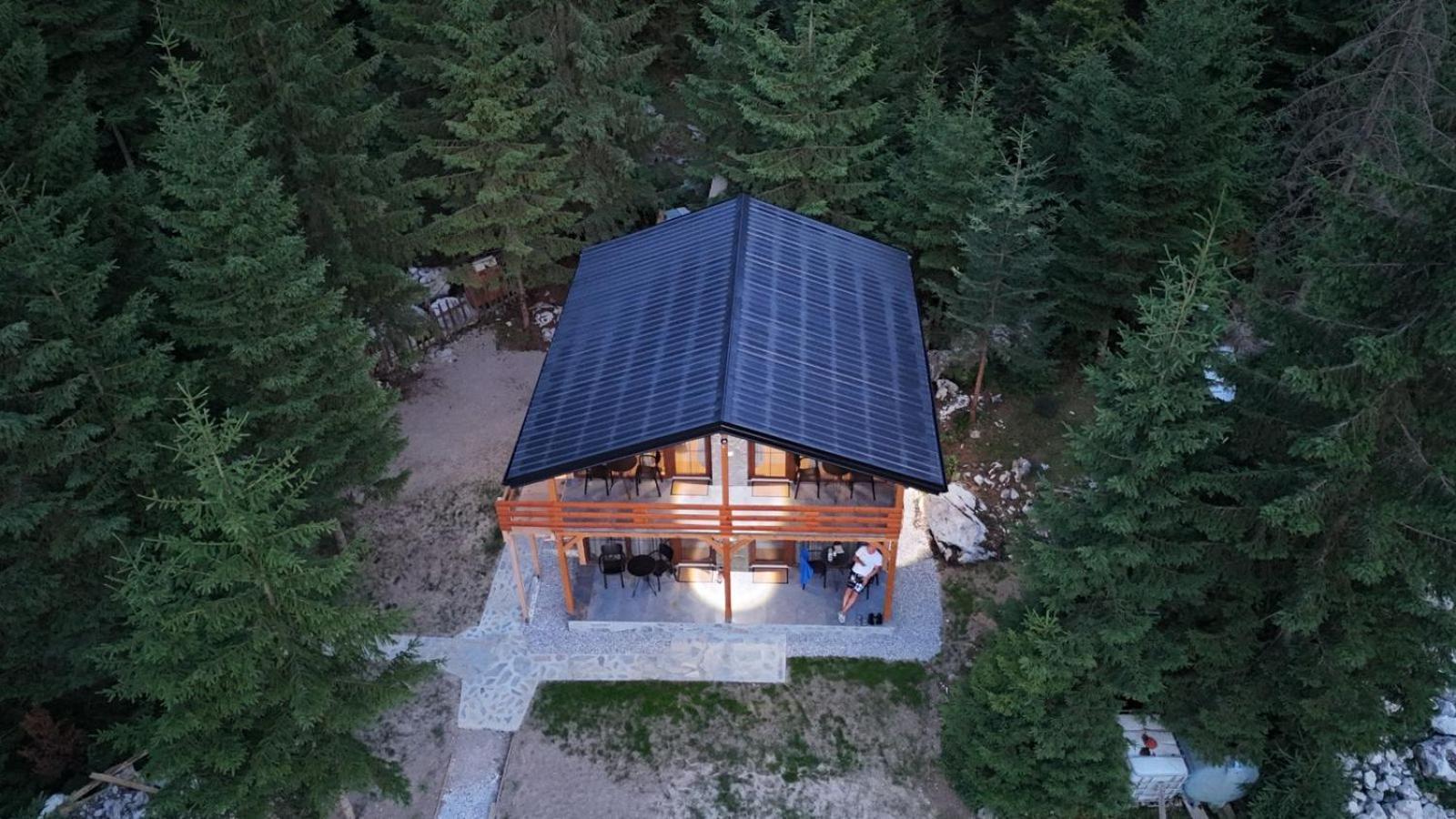 Bujtina Arturi Gjestgiverier